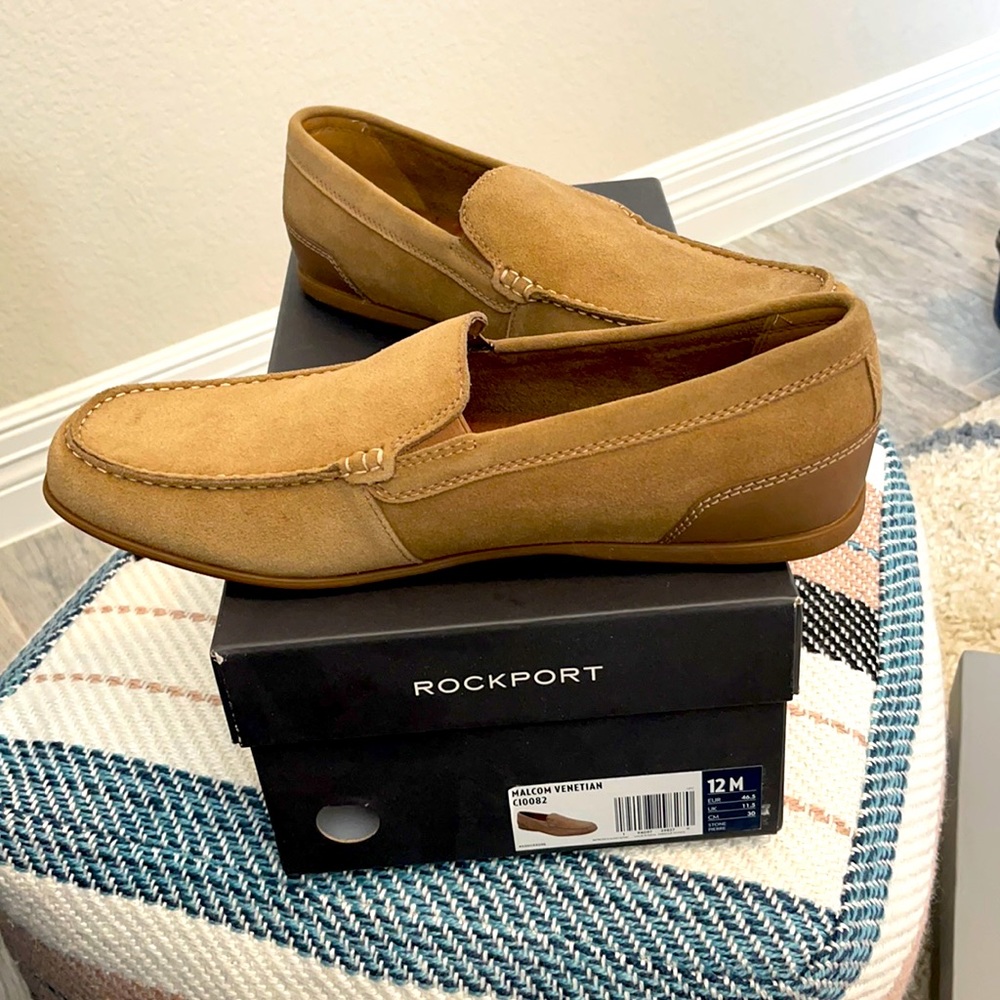 BNIB Rockport Men’s Tan Suede Loafer Sz 12